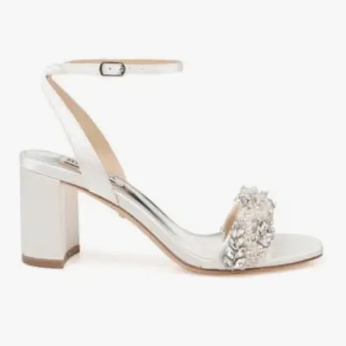 Badgley Mischka Satin Embellished Soft White Tellisa Heels Size 5.5