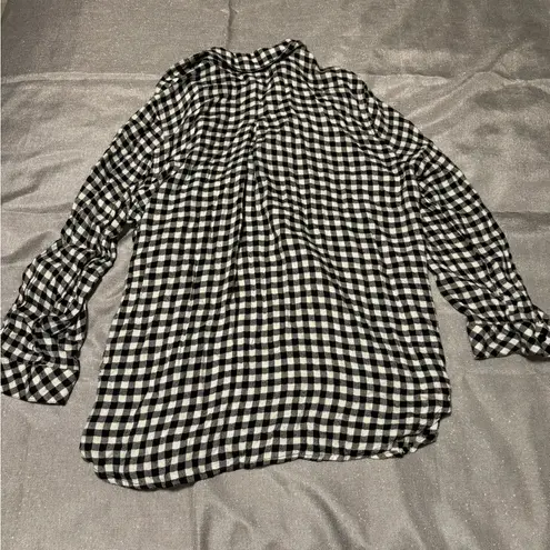 Black and White Checkered Button Down Shirt Size L