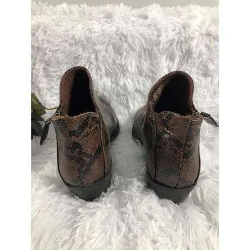 SO  Angelfish Women's Ankle Boots Brown Snake Print 6M Zipper Side Block Heel - Image 3