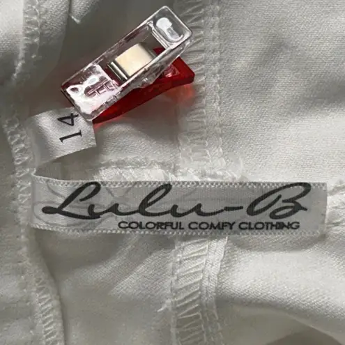 Lulu B Floral Embroidered Pants‎ White 14