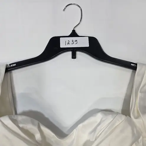 MORE TO COME Bella Off Shoulder Dress in White Size XS