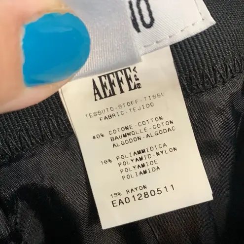 Moschino Black Wool Tweed Classic Straight MIDI Skirt W-384 Size 8