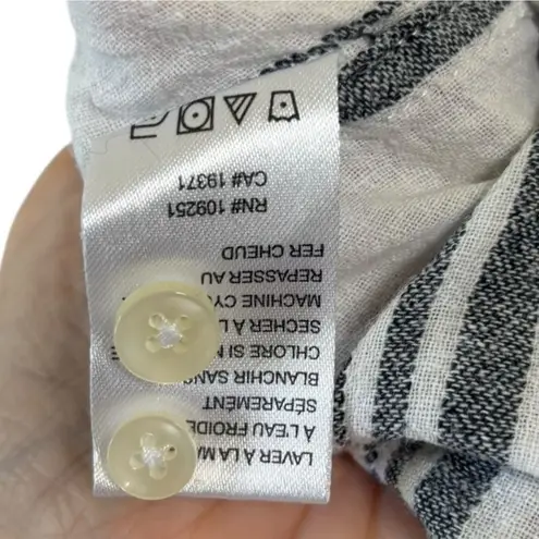 Trovata Birds of Paradis Linen Striped Button Up Shirt Sz M Classic white black Size M