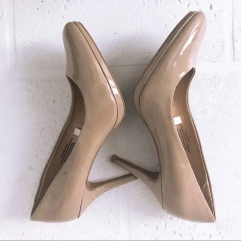 Merona Nude Pumps Glossy Shoes Tan Heels Shiny Faux Leather Women’s Size 9