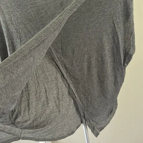 Lululemon  Devout Short Sleeve Tee Heathered Mod Medium Grey