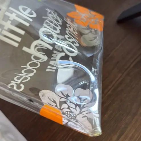 Bloomingdale's Hawaii Little Hawaii Cosmetic Bag Zip Pouch Hawaii Exclusive White