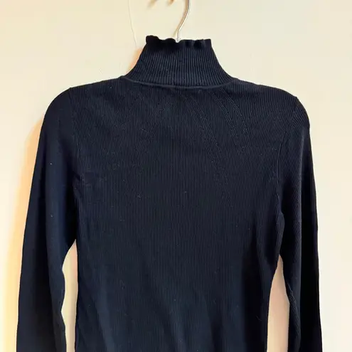 White House | Black Market  Button Detail Mock Neck Ribbed Womens Size S Pullover