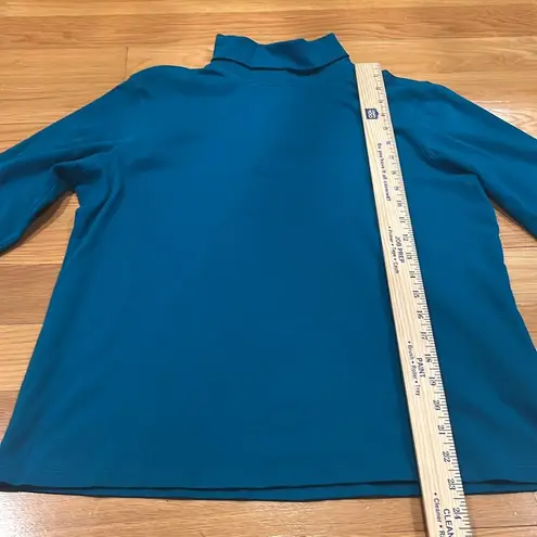 L.L.Bean  women’s  teal turtle neck size large .