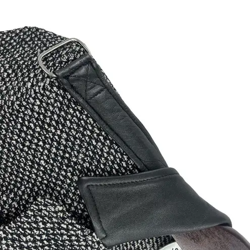 St. John Blazer Size 2 Black Leather Detail 3 Button