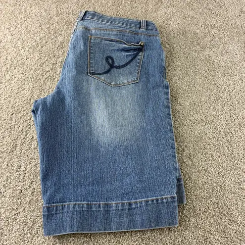 Fashion Bug  Womens Denim Bermuda Shorts Cuffed Size 16 Embroidered‎ Pockets Y2K