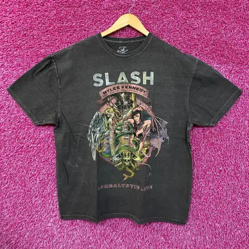 Slash Apocalyptic Love Oversized Distressed Tshirt size L/XL