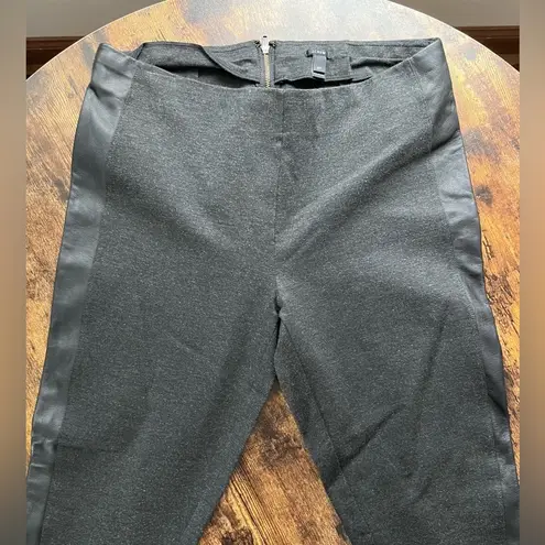J.Crew  | The Gigi pant ladies pull on legging/pants. Size: 8T - Image 2