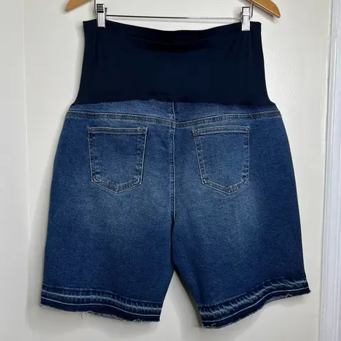 Bermuda Maternity Denim  Shorts size XL 16/18 Medium Wash Casual Summer