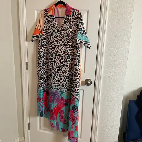 Colorful Leopard Print Dress with pockets size medium Black
