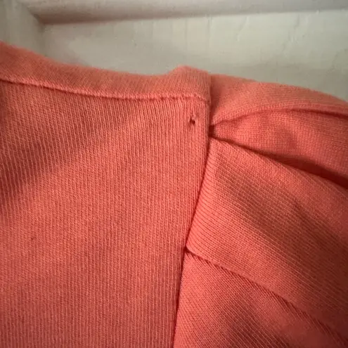 Pomander Place Tuckernuck ‘Stella’ t