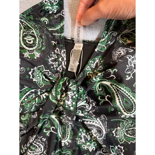 NWT Younique Brand Paisley Tankini Top