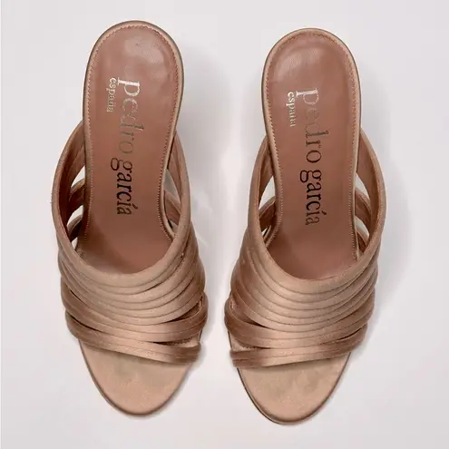 Pedro Garcia Women's Satin Dusty Rose Pink Multi Band Mules Sandals Size 37 Tan