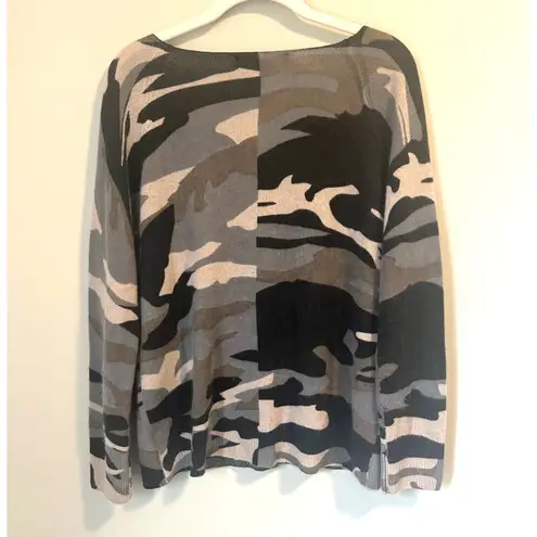 Skull Cashmere Lucy Camo Front Skull 100% Cashmere Sweater sz. XS