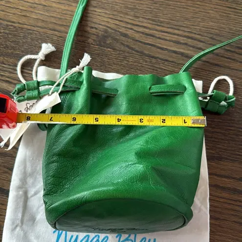 Nuage Bleu Maui Leather Bucket Cinch Crossbody Bag Lizard Green NWT Tan