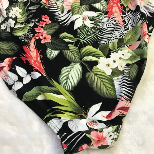 Nip Tuck Black Isle of Waimea Joanne Tummy Control Swimsuit Women's Size 4 Green