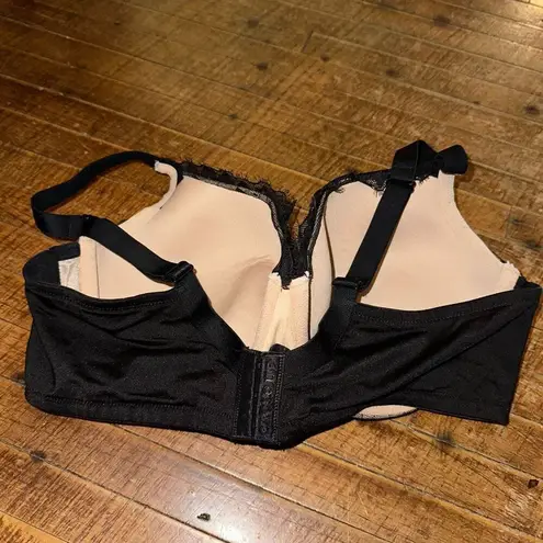 Cacique black and nude lacy lightly lined Balconette 40DD bra