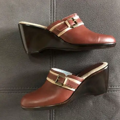 Tommy Hilfiger  Brown Rust Leather Mules S7.5