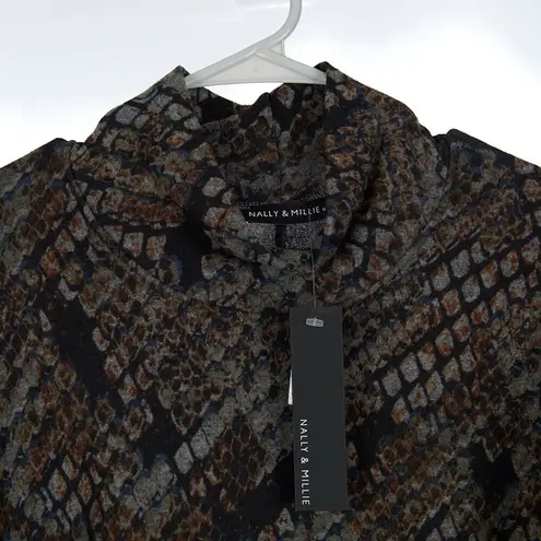 Nally & Millie Snake Print Light Sweater Top Women's L/XL NWT Black Size undefined - Image 2