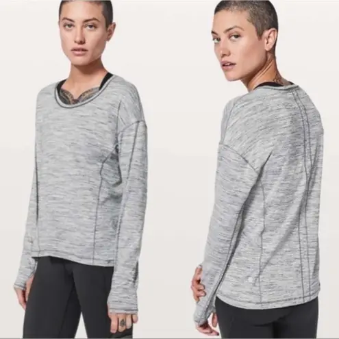 Lululemon  gray Sweat Embrace Long Sleeve top with thumb holes women's size 8