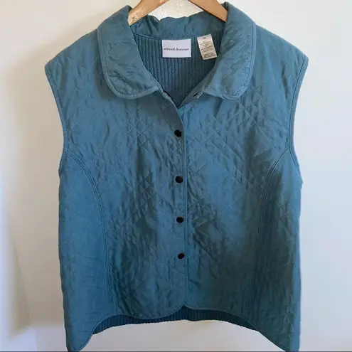 Alfred Dunner Quilted blue vest with sweater back Size 18