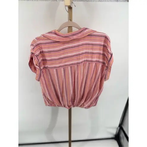 Kut From The Kloth  Rebel Short Sleeve  Top Stripes Size Medium V-Neck Collar - Image 7