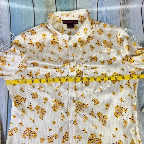Rock & Roll Cowgirl Pearl Snap Shirt White Fringe Medium Yellow Flowers Polkadot