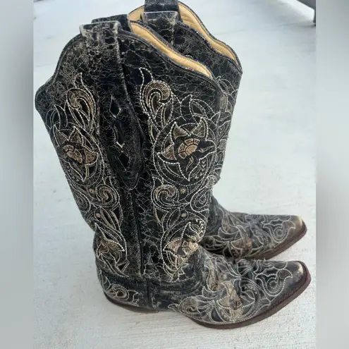 Corral Western Cowgirl Boots Sz 6 1/2M Vintage line Manufactured Distress Design