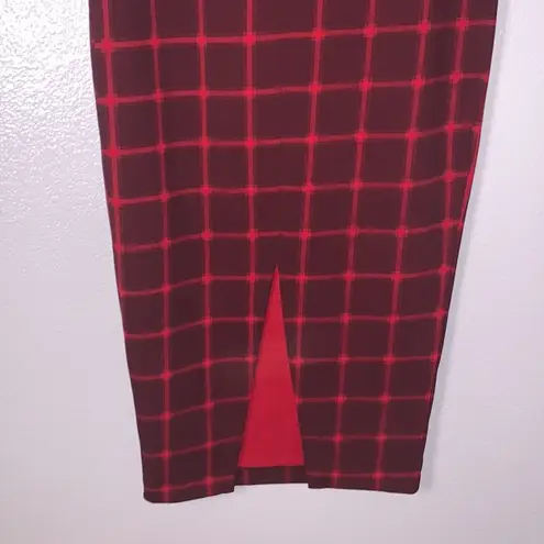 Old Navy  red gingham curvy fitted midi pencil skirt
