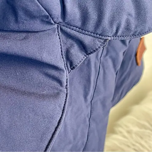 Toad & Co Aeriem Jacket Cozy and Cute navy blue long sleeves hand warmer pocket