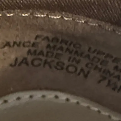 Violet & Red Jackson Lazer Cut Topline Booties In Taupe Faux Suede Tan Size 7.5