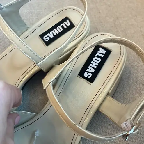 ALOHAS Withnee Mary Jane Heels Size 9