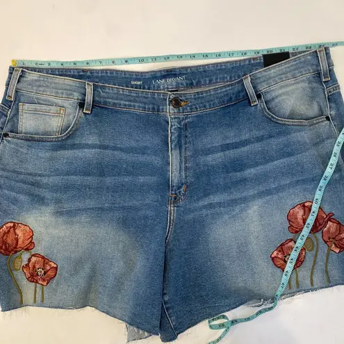 Lane Bryant  Girlfriend Raw Hem Blue Denim Shorts Floral Embroidered NWT Sz 28