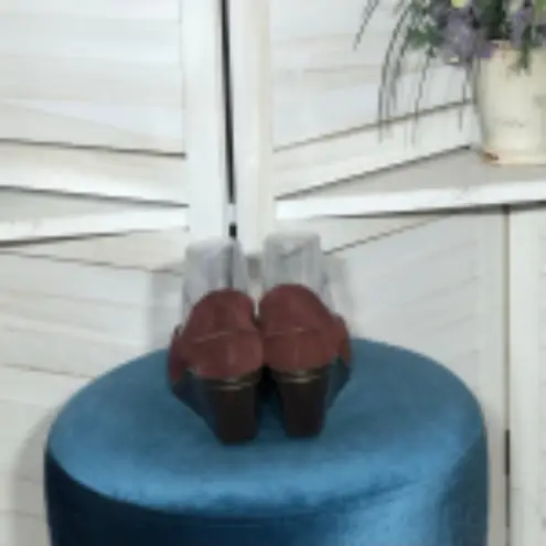 Arturo Chiang Driving Wedge Loafers Suede Leather Chain Detail Burgundy sz US 8