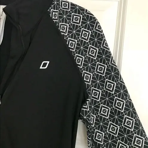 Lorna Jane 𝅺euc  Active Vista Print Zip Up Jacket in Black & White Size Medium