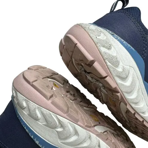 Keen Arvada Work Sneaker Carbon Toe in Acadamy Peach Dip 9 Wide