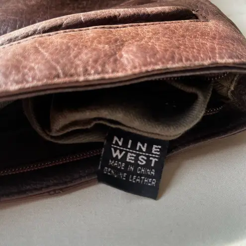 Vintage Y2K Brown Leather Crossbody Bag Minimalist Zip Purse 2000s Nine West