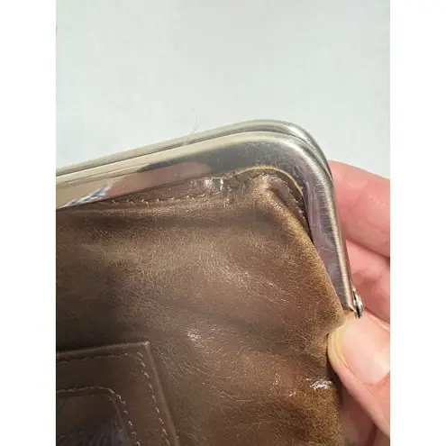 Hobo The Original Lauren Brown Leather Clutch Wallet Kisslock Zip Around