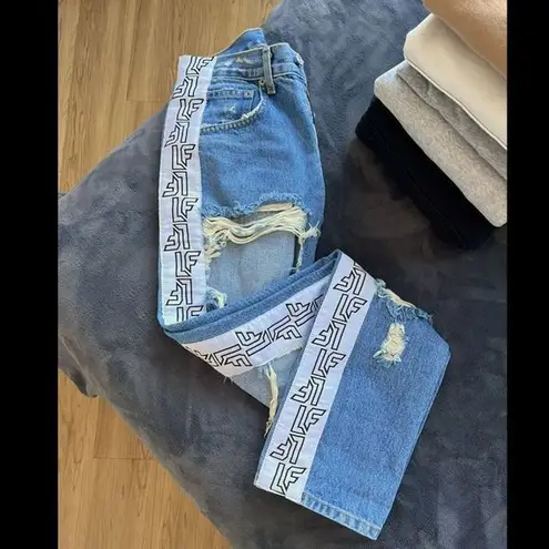 LF  Brand Low Rise Ripped‎ Jeans Size 23