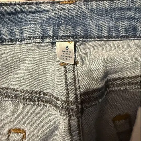 SEVEN 7 Blue Distressed Jean Shorts with Frayed Hem