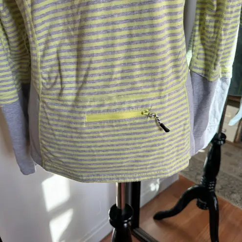 MPG Sport MPG Large Yellow & Gray Sweatshirt