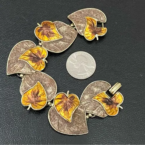 Vintage Unsigned Tectured Gold