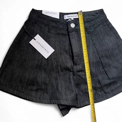 We Wore What NWT Wide Leg Denim Shorts in Dark Grey, Size 23