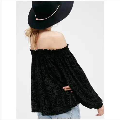 Free People  romantic off the shoulder floral top