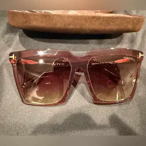 Tom Ford Sabrina-02 (FT0764) sunglasses with case and dusty