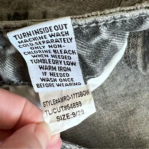 Pink Bow Embroidered Pockets Gray Wash Jeans Ashley Moore Denim Sz 9 / 29